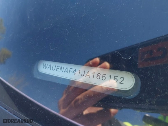 2018 Audi A4 Premium Plus with VIN WAUENAF41JA165152, listed as a IAAI auction lot 41333270 with 102,412 mi miles. Bid and sale history available at carsss.com. Image 9.