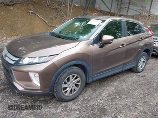 2018 Mitsubishi Eclipse Cross ES z VIN JA4AT3AA9JZ039973, wystawiony jako IAAI lot #42350915 z przebiegiem 136 369 mil mil oraz . Historia ofert i sprzedaży dostępna na DreamBid. Obrazek 21.
