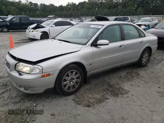 2005 Volvo S80 with VIN YV1TS592351410022, listed as a Copart auction lot 71166454 with 168,140 mi miles and Salvage Title. Bid and sale history available at carsss.com. Image 1.