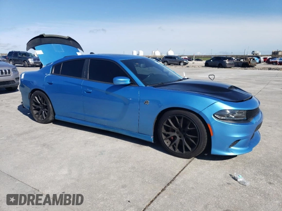 2015 Dodge Charger SRT Hellcat z VIN 2C3CDXL98FH836328, wystawiony jako Copart lot #50473255 z przebiegiem 38 821 mil mil oraz Czysty tytuł • Clean title. Historia ofert i sprzedaży dostępna na DreamBid. Obrazek 4.