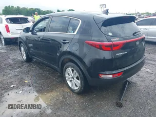 2018 Kia Sportage LX z VIN KNDPMCAC3J7335212, wystawiony jako IAAI lot #42092564 z przebiegiem 126 691 mil mil oraz . Historia ofert i sprzedaży dostępna na DreamBid. Obrazek 3.