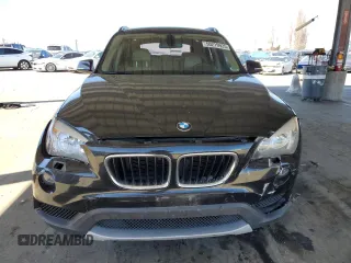 2013 BMW X1 xDrive28i with VIN WBAVL1C55DVR91888, listed as a Copart auction lot 50219925 with 115,898 mi miles and Salvage Title. Bid and sale history available at carsss.com. Image 5.