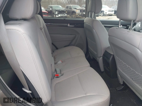 2015 Kia Sorento LX with VIN 5XYKTDA60FG649259, listed as a IAAI auction lot 41935821 with 161,046 mi miles and . Bid and sale history available at DreamBid. Image 8.