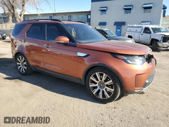 2017 Land Rover Discovery HSE Luxury z VIN SALRHBBV7HA047058, wystawiony jako Copart lot #88525635 z przebiegiem 111 989 mil mil oraz Szkoda całkowita • Salvage title. Historia ofert i sprzedaży dostępna na DreamBid. Obrazek 4.