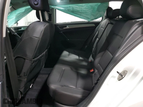 2017 Volkswagen Golf S z VIN 3VWC17AU8HM526516, wystawiony jako Copart lot #41868185 z przebiegiem 79 197 mil mil oraz Szkoda całkowita • Salvage title. Historia ofert i sprzedaży dostępna na DreamBid. Obrazek 10.