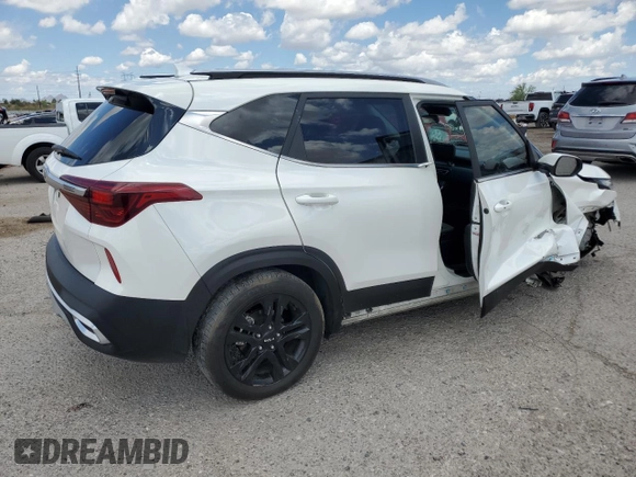 2023 Kia Seltos S with VIN KNDEU2AA7P7393039, listed as a Copart auction lot 59363435 with 29,945 mi miles and Salvage title. Bid and sale history available at DreamBid. Image 3.