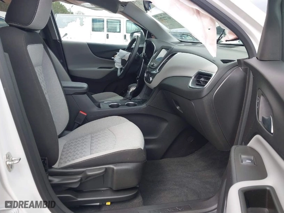 2024 Chevrolet Equinox LT with VIN 3GNAXUEG8RL269013, listed as a IAAI auction lot 41722753 with 18,833 mi miles. Bid and sale history available at carsss.com. Image 5.
