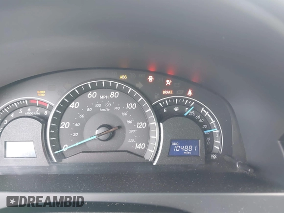 2015 Toyota Camry XLE with VIN 4T1BF1FK1FU475840, listed as a IAAI auction lot 41916282 with 104,881 mi miles. Bid and sale history available at carsss.com. Image 7.