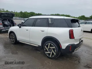2025 MINI Countryman z VIN WMZ23GA07S7R50762, wystawiony jako Copart lot #58140805 z przebiegiem 22 188 mil mil oraz Szkody całkowita. Historia ofert i sprzedaży dostępna na DreamBid. Obrazek 2.