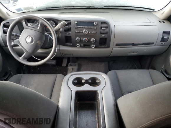 2010 Chevrolet Silverado 1500 LS with VIN 1GCSKREA4AZ251643, listed as a Copart auction lot 88511085 with 136,052 mi miles and Salvage Title. Bid and sale history available at DreamBid. Image 8.