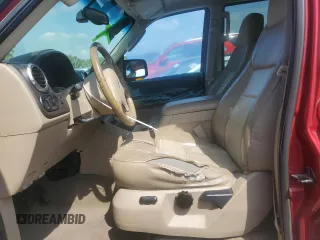 2004 Ford Expedition Eddie Bauer with VIN 1FMRU17W54LA08333, listed as a Copart auction lot 54800935 with 273,418 mi miles and Salvage title. Bid and sale history available at DreamBid. Image 7.