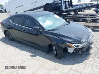 2020 Nissan Sentra SV with VIN 3N1AB8CV2LY220192, listed as a IAAI auction lot 41931721 with 37,621 mi miles. Bid and sale history available at carsss.com. Image 1.