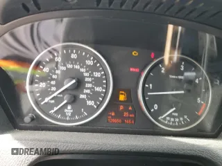 2012 BMW X5 35d z VIN 5UXZW0C51CL664774, wystawiony jako Copart lot #50028145 z przebiegiem 129 850 mil mil oraz Tytuł czysty. Historia ofert i sprzedaży dostępna na DreamBid. Obrazek 9.