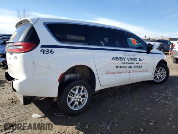 2024 Chrysler Pacifica Touring with VIN 2C4RC1FG3RR126350, listed as a Copart auction lot 47007495 with Not provided miles and Salvage title. Bid and sale history available at DreamBid. Image 3.
