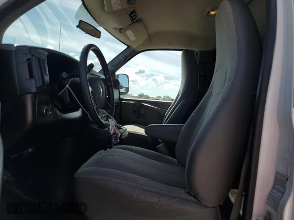 2012 Chevrolet Express Passenger 1LT z VIN 1GAZGYFG1C1154844, wystawiony jako Copart lot #64774005 z przebiegiem 181 261 mil mil oraz Szkoda całkowita • Salvage title. Historia ofert i sprzedaży dostępna na DreamBid. Obrazek 7.