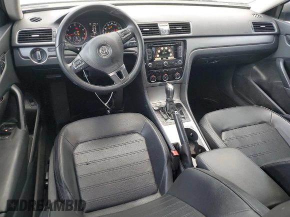 2015 Volkswagen Passat SE с VIN 1VWBS7A31FC054349, выставлен на аукционе Copart как лот 80082844 с пробегом 142 305 миль миль и Списание • Salvage title. История ставок и продаж доступна на DreamBid. Изображение 8.