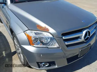 2010 Mercedes-Benz GLK 350 with VIN WDCGG8HB7AF432186, listed as a IAAI auction lot 42239348 with 231,668 mi miles and . Bid and sale history available at carsss.com. Image 6.