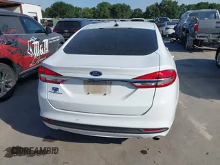 2018 Ford Fusion S z VIN 3FA6P0G76JR109403, wystawiony jako IAAI lot #42231625 z przebiegiem 109 018 mil mil oraz . Historia ofert i sprzedaży dostępna na DreamBid. Obrazek 16.