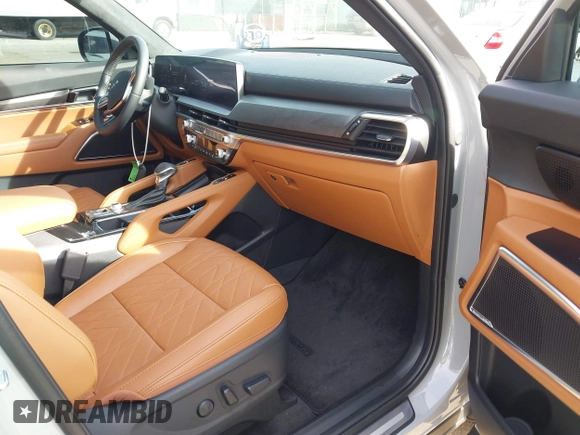 2024 Kia Telluride SX Prestige X-Pro with VIN 5XYP5DGC1RG448911, listed as a IAAI auction lot 38056615 with 301 mi miles. Bid and sale history available at carsss.com. Image 5.