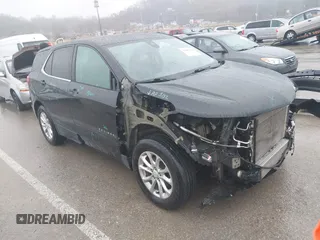 2020 Chevrolet Equinox LT z VIN 2GNAXKEV6L6172746, wystawiony jako IAAI lot #41487362 z przebiegiem 130 182 mil mil oraz . Historia ofert i sprzedaży dostępna na DreamBid. Obrazek 1.