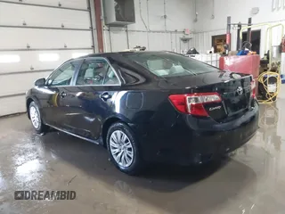 2013 Toyota Camry L with VIN 4T4BF1FK6DR319053, listed as a IAAI auction lot 41644408 with 125,313 mi miles. Bid and sale history available at carsss.com. Image 3.