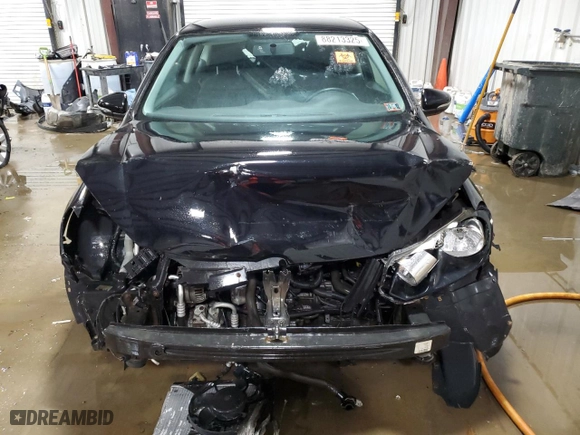 2010 Volkswagen Golf with VIN WVWBB7AJ1AW205473, listed as a Copart auction lot 88213325 with 0 mi miles and Salvage Title. Bid and sale history available at carsss.com. Image 5.