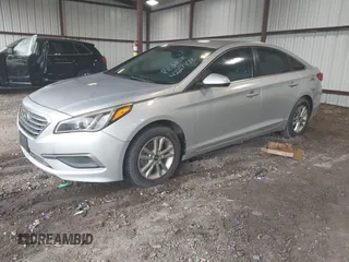 2016 Hyundai Sonata SE with VIN 5NPE24AF5GH357844, listed as a IAAI auction lot 42217108 with 138,227 mi miles and . Bid and sale history available at carsss.com. Image 17.
