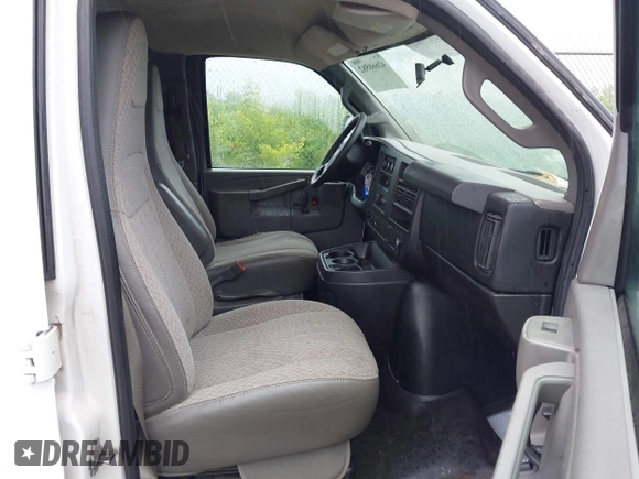 2016 Chevrolet Express Cargo with VIN 1GCWGAFG8G1147848, listed as a IAAI auction lot 42668582 with 237,768 mi miles and . Bid and sale history available at DreamBid. Image 5.
