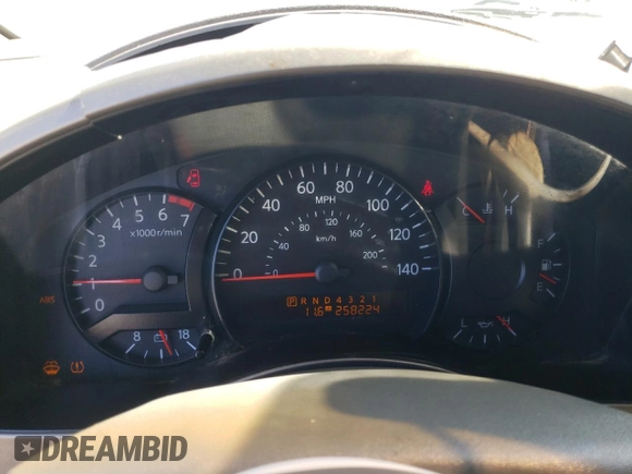 2004 Nissan Titan SE z VIN 1N6AA06A54N529628, wystawiony jako Copart lot #61020005 z przebiegiem 258 224 mil mil oraz Czysty tytuł • Clean title. Historia ofert i sprzedaży dostępna na DreamBid. Obrazek 9.