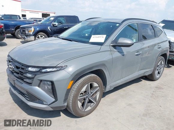 2025 Hyundai Tucson SEL with VIN 5NMJBCDE2SH481460, listed as a IAAI auction lot 42168976 with 12,330 mi miles. Bid and sale history available at carsss.com. Image 19.