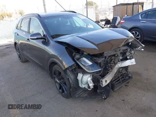2019 Kia Niro EX with VIN KNDCC3LC8K5264830, listed as a IAAI auction lot 41677782 with 151,265 mi miles. Bid and sale history available at carsss.com. Image 1.