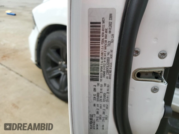 2018 Ram 1500 Sport z VIN 1C6RR7MT6JS209850, wystawiony jako Copart lot #73999674 z przebiegiem 62 109 mil mil oraz Szkoda całkowita • Salvage title. Historia ofert i sprzedaży dostępna na DreamBid. Obrazek 14.
