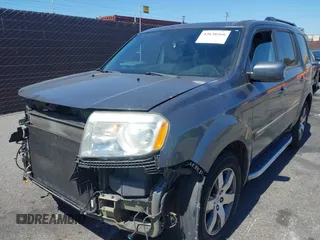 2013 Honda Pilot Touring with VIN 5FNYF3H94DB024069, listed as a IAAI auction lot 42638568 with 190,326 mi miles and . Bid and sale history available at DreamBid. Image 17.