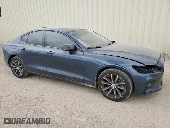 2021 Volvo S60 Momentum with VIN 7JR102FZ0MG119610, listed as a Copart auction lot 69328004 with 25,104 mi miles and Salvage Title. Bid and sale history available at carsss.com. Image 4.
