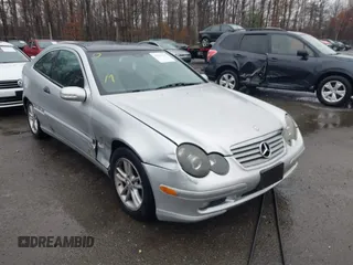 2002 Mercedes-Benz C 230/260/280/320 with VIN WDBRN47J62A228093, listed as a IAAI auction lot 41834495 with 164,436 mi miles and . Bid and sale history available at DreamBid. Image 6.