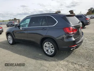 2015 BMW X5 xDrive50i z VIN 5UXKR6C5XF0J77848, wystawiony jako Copart lot #52333555 z przebiegiem 95 425 mil mil oraz Szkoda całkowita • Salvage title. Historia ofert i sprzedaży dostępna na DreamBid. Obrazek 2.