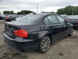 2011 BMW 3 Series 328i xDrive with VIN WBAPK5C58BA655062, listed as a Copart auction lot 61531785 with 211,145 mi miles and Salvage title. Bid and sale history available at DreamBid. Image 3.