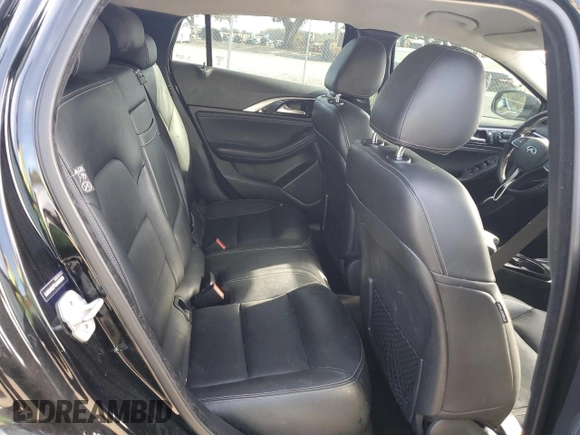 2018 Infiniti QX30 Luxury z VIN SJKCH5CP7JA053928, wystawiony jako Copart lot #84710794 z przebiegiem 139 206 mil mil oraz Nie do naprawy • Non repairable. Historia ofert i sprzedaży dostępna na DreamBid. Obrazek 12.