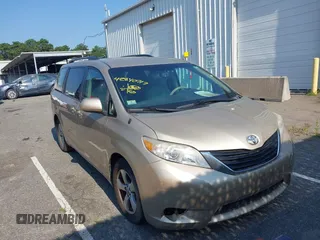 2013 Toyota Sienna LE AAS with VIN 5TDKK3DC0DS353687, listed as a IAAI auction lot 42840717 with 121,461 mi miles and . Bid and sale history available at DreamBid. Image 1.