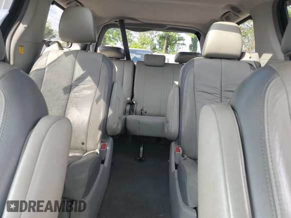 2011 Toyota Sienna XLE AAS with VIN 5TDYK3DC5BS010512, listed as a Copart auction lot 58614775 with 215,020 mi miles and Clean title. Bid and sale history available at DreamBid. Image 10.