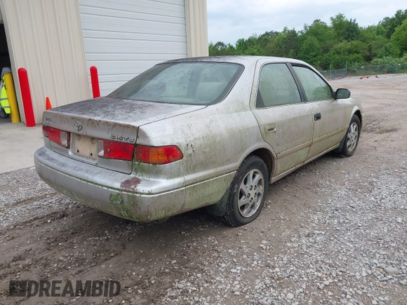 2001 Toyota Camry CE with VIN 4T1BG22K31U078888, listed as a IAAI auction lot 42137226 with 269,193 mi miles. Bid and sale history available at carsss.com. Image 4.