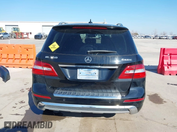 2014 Mercedes-Benz M ML 350 with VIN 4JGDA5HB9EA351147, listed as a IAAI auction lot 41364737 with 106,723 mi miles. Bid and sale history available at carsss.com. Image 17.