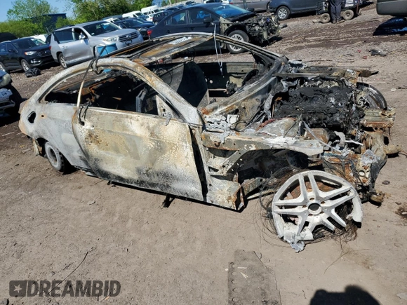 2014 Mercedes-Benz E 350 z VIN WDDKJ8JBXEF239943, wystawiony jako Copart lot #55631515 z przebiegiem Nie podano mil oraz Szkoda całkowita • Salvage title. Historia ofert i sprzedaży dostępna na DreamBid. Obrazek 4.