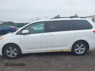 2012 Toyota Sienna LE AAS with VIN 5TDKK3DC0CS232950, listed as a IAAI auction lot 41988953 with 315,165 mi miles. Bid and sale history available at carsss.com. Image 14.