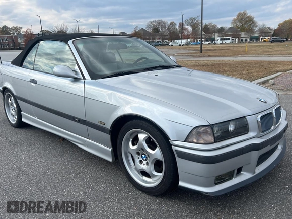 1999 BMW 3 Series M3 with VIN WBSBK0333XEC41715, listed as a Copart auction lot 84008494 with 111,210 mi miles and Clean Title. Bid and sale history available at carsss.com. Image 1.