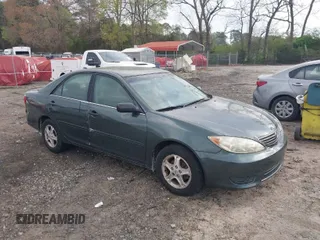 2006 Toyota Camry STD with VIN 4T1BE32K36U118017, listed as a IAAI auction lot 41958626 with 217,807 mi miles. Bid and sale history available at carsss.com. Image 1.