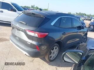 2020 Ford Escape SEL with VIN 1FMCU0H63LUA75262, listed as a IAAI auction lot 42367430 with Not provided miles and . Bid and sale history available at DreamBid. Image 4.