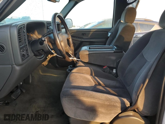 2007 GMC Sierra 1500HD SLT z VIN 1GTGK13U07F197479, wystawiony jako Copart lot #42633675 z przebiegiem 244 876 mil mil oraz Czysty tytuł • Clean title. Historia ofert i sprzedaży dostępna na DreamBid. Obrazek 7.