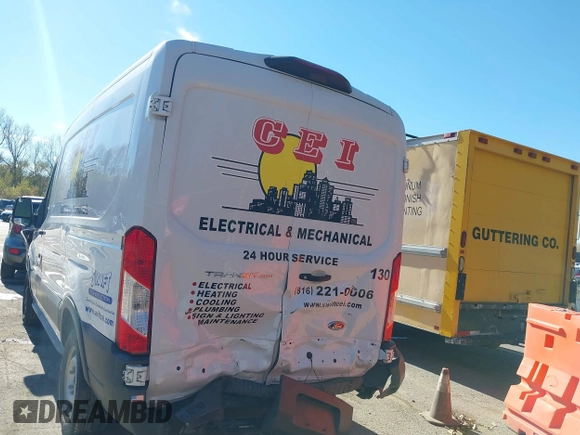 2018 Ford Transit with VIN 1FTYR1CM2JKB28906, listed as a IAAI auction lot 40822222 with 130,094 mi miles and . Bid and sale history available at DreamBid. Image 15.