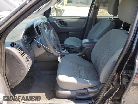 2007 Ford Escape XLT с VIN 1FMYU93137KB87700, выставлен на аукционе Copart как лот 53359075 с пробегом 128 425 миль миль и Списание • Salvage title. История ставок и продаж доступна на DreamBid. Изображение 7.